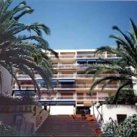 Trois Iles 1 Le Lavandou